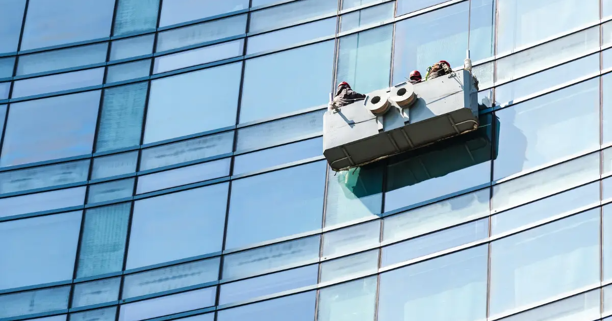 3 sprawdzone sposoby czyszczenia elewacji – sekrety fachowców, które działają za każdym razem